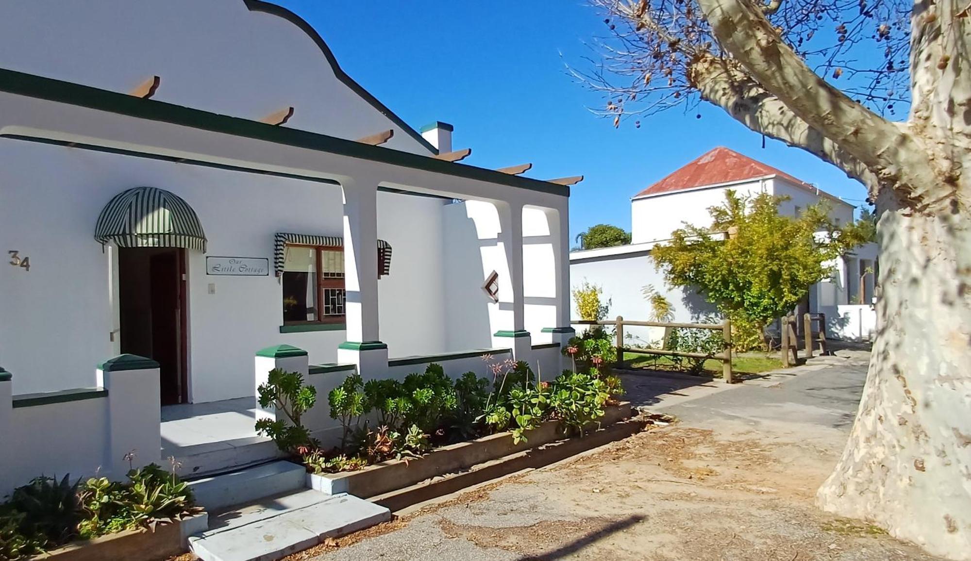 Gubas De Hoek Meet Eat Sleep Robertson Exterior foto